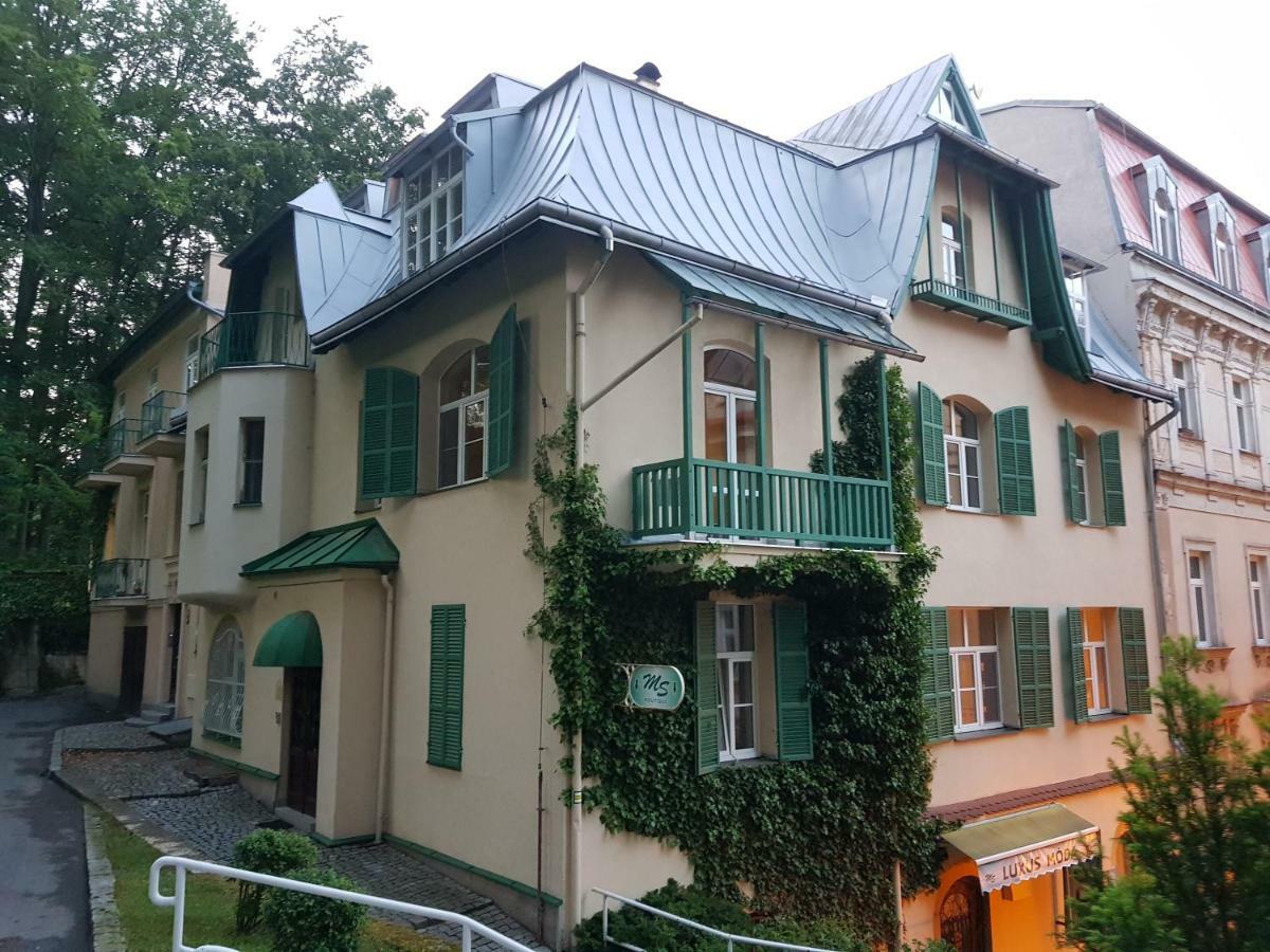 Apartman St. Vladimir Kirche Apartamento Mariánské Lázně Exterior foto